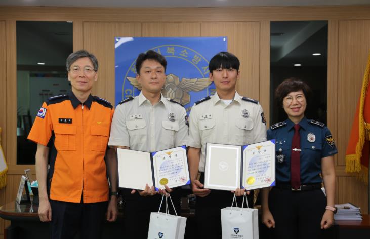 천안서북소방서, 구조활동 공동대응“천안서북경찰서장 표창”
