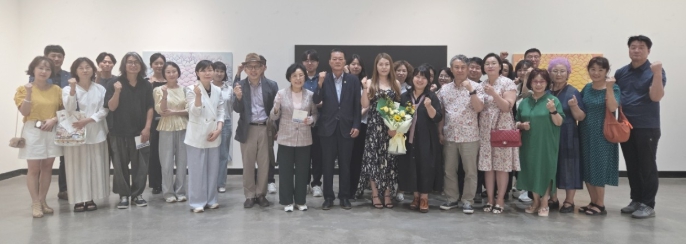 영천 별무리아트센터, 2인 회화작가 초대전 ‘별별정원’ 개막