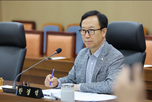 서천군의회 한경석 의원, “신서천화력발전소 공해물질 저감 시급” 주장