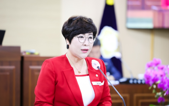 청양군의회 정혜선 의원 5분 발언을 통해 “다자녀 가정 지원 정책 전면 재정비 필요” 강조