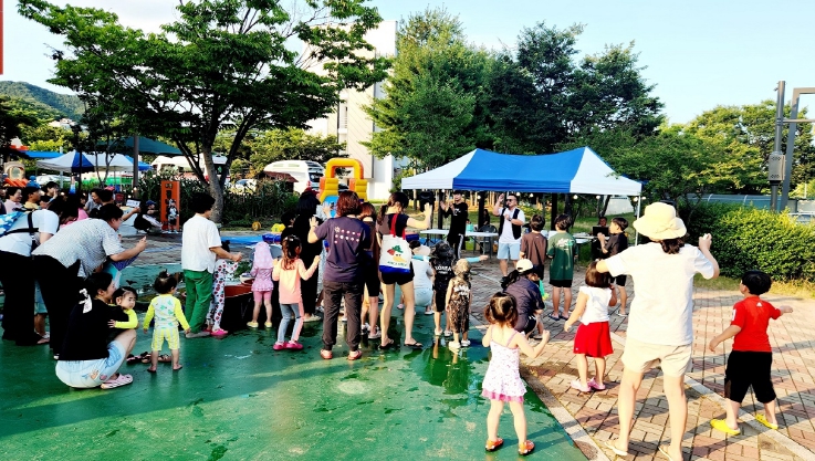 의령군 공동육아나눔터 ‘여름 물놀이’ 프로그램 진행