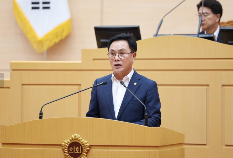 송형곤 전남도의원, “어선은 줄이라면서 예산은 여전히 부족”...감척제도 현실 반영하라 촉구
