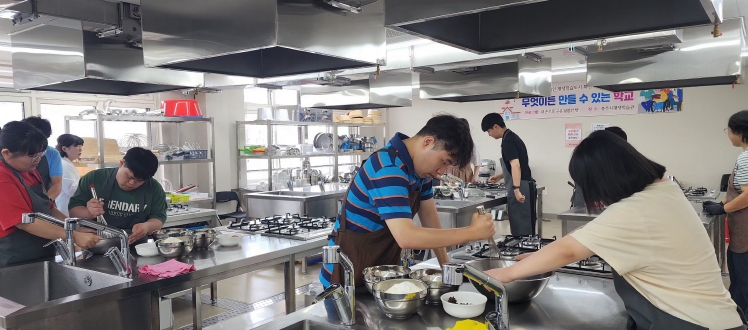 충주시, ‘무엇이든 만들 수 있는 학교’ 본격 운영
