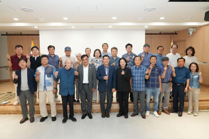 서천군, 석북 신광수 후손가 고문헌 열람회 성황리에 마쳐
