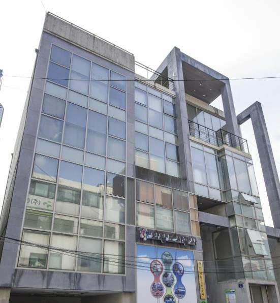 의왕도시공사, 관내 체육시설 '무더위쉼터' 본격 운영…시민 건강 보호 앞장