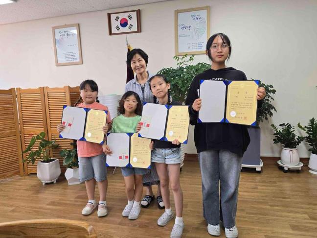 장흥군, 아동·청소년 ‘호국보훈의 달’ 글짓기 공모전 성료
