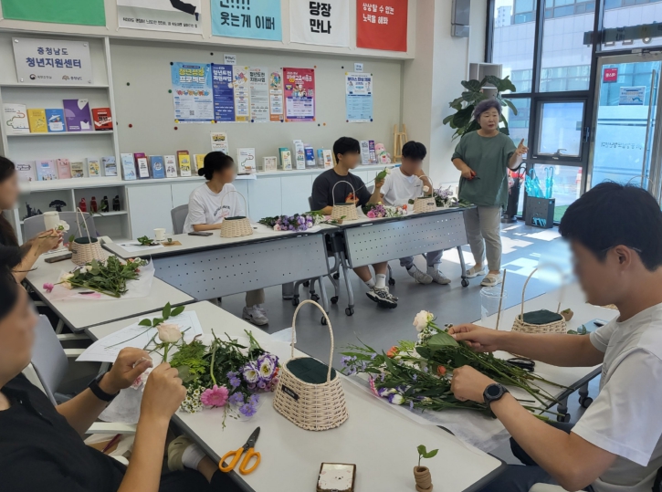 충청남도청년센터 더위 속에서도 영글어가는 홍성 청년들의 꿈과 열정