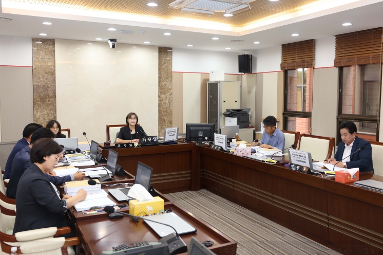 평택시의회 산업건설위원회, ‘2025년도 행정사무감사’완료 