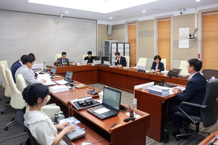 평택시의회 복지환경위원회, ‘2025년도 행정사무감사’완료