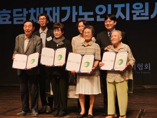 경기도의회 김선희 의원, 어르신들의 건강한 노후생활, 경기도의회가 함께하겠습니다!