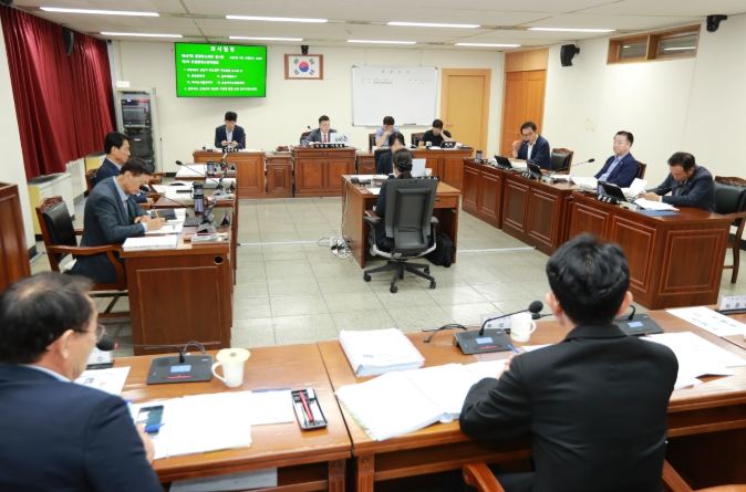 충청북도의회 건설환경소방위, 다회용기 재사용 지원 사업 적극 홍보 주문