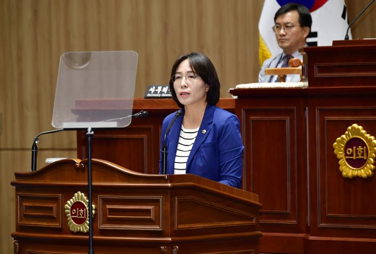 광주광역시의회 “광주시 행정, 절차 무시·책임 실종”이귀순 의원, 시정질문서 강력 질타
