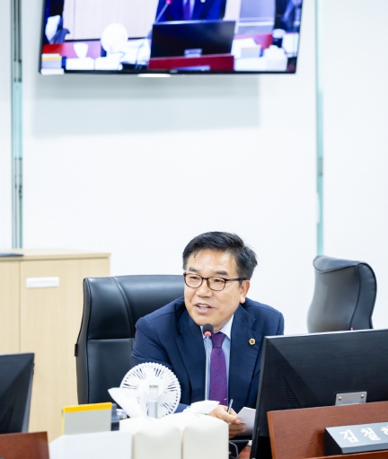 경기도의회 김철현 의원, “양자산업 조직 일원화 필요 … AI국 중심으로 재정비 검토” 제안