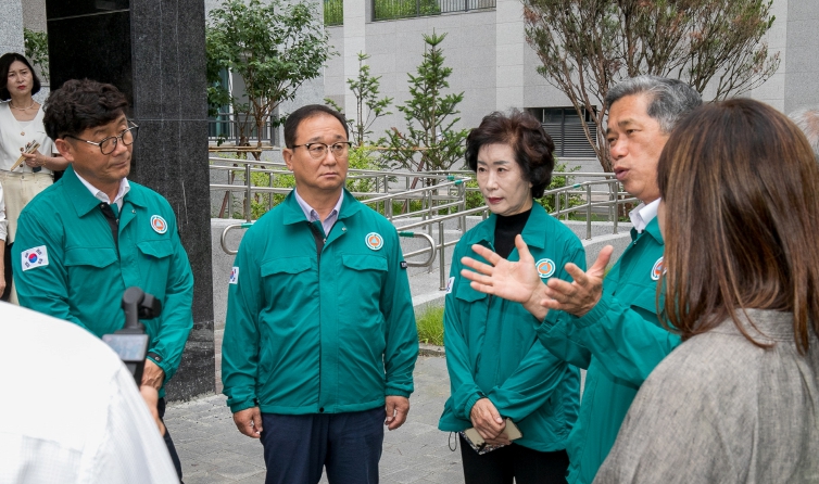 진천군의회, 풍림아이원 아파트 현장 방문 실시