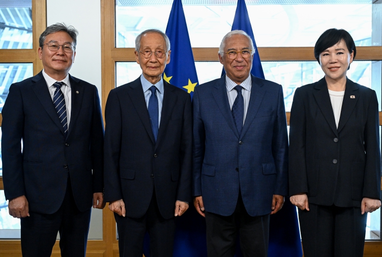 외교부 윤여준 대통령 EU 특사, EU 이사회 및 유럽의회 방문