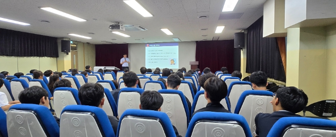 인천동부교육지원청, 영재교육원 진로특강 개최