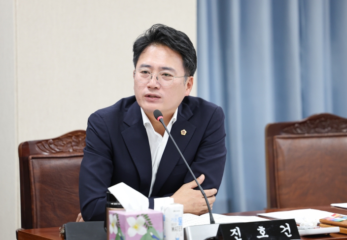 전라남도의회 진호건의원, 농업기술원 R·D성과·청년농 정책·스마트농업 등 전방위 점검