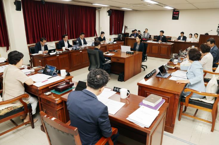 충청북도의회 인사청문특위 충북TP 원장 후보자 전문성‧도덕성 검증
