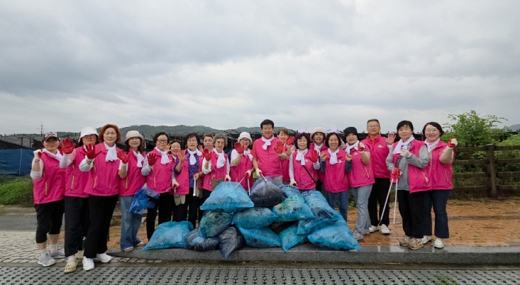 금산군여성단체협의회, 제5회 금산삼계탕축제장 환경정화로 성공개최 응원