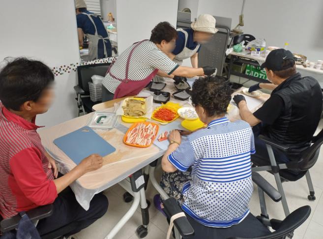 “혼자 살지만 혼자가 아니에요”… 정읍시 ‘온(溫)온(ON)’사업 호응
