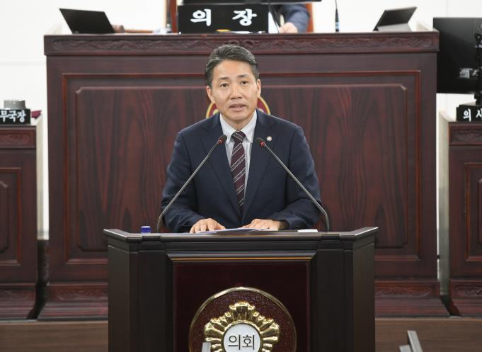 화성특례시의회 임채덕 의원 시정질문,  진안신도시 개발과 관련한 행정의 책임 있는 대응 촉구