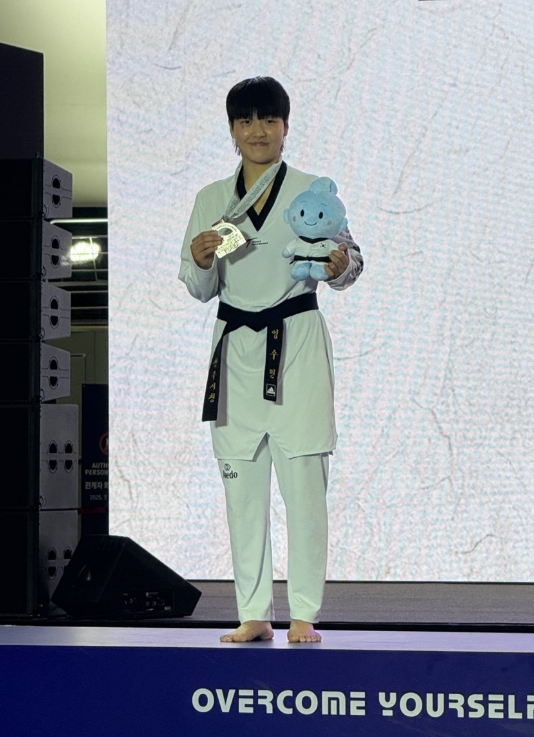청주시청 태권도부, 춘천 코리아오픈 국제대회서 메달 2개 획득