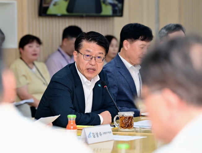 경기북부 대개발 2040에 대한 의견수렴의 장 펼쳐져. 경기도, 경기북부 대개발 2040 의견수렴 간담회 열어