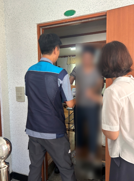 강릉시, ‘안부살핌 우편서비스’로 중장년 1인 가구 안부 살핀다