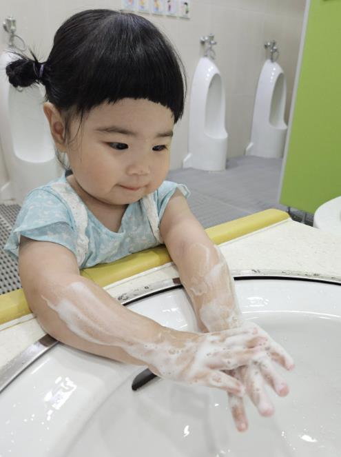상주시, 어린이 대상 '뽀뽀손 챌린지'로 식중독 예방 앞장