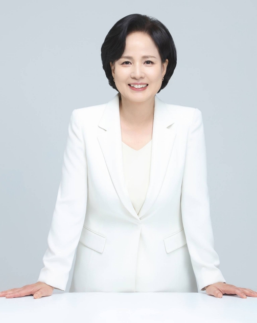 “민생회복 소비쿠폰 신청하고,  강동에서 소비해요!”