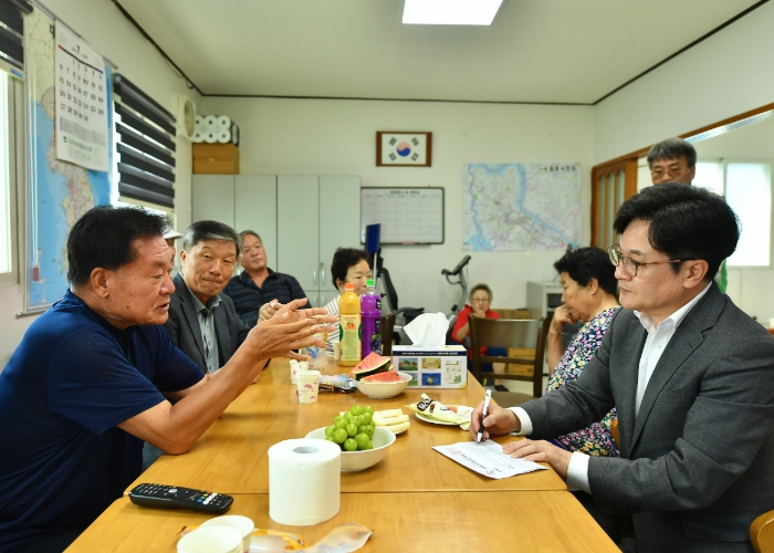 김병수 김포시장, 폭염 취약계층 및 무더위쉼터 찾아 시민 건강·안전 점검 나서