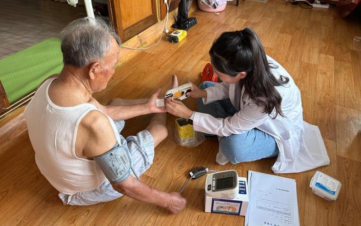 폭염에도 빈틈없다...서천군보건소,‘찾아가는 건강관리’
