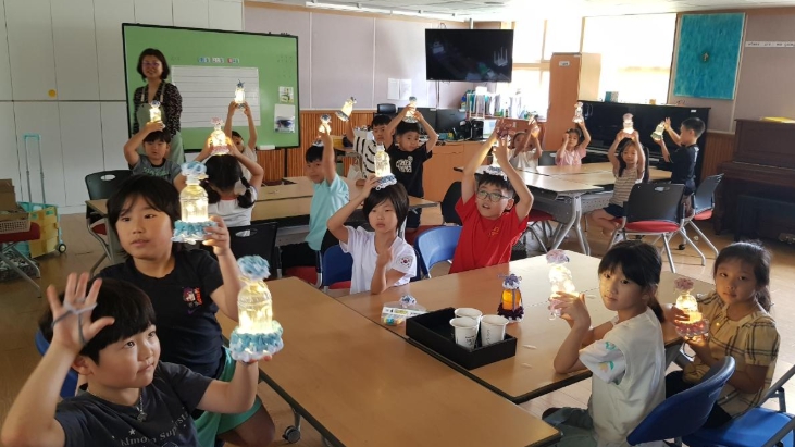 이천시 호법면, 매곡초등학교와 함께 만든 발광다이오드(LED) 감성랜턴