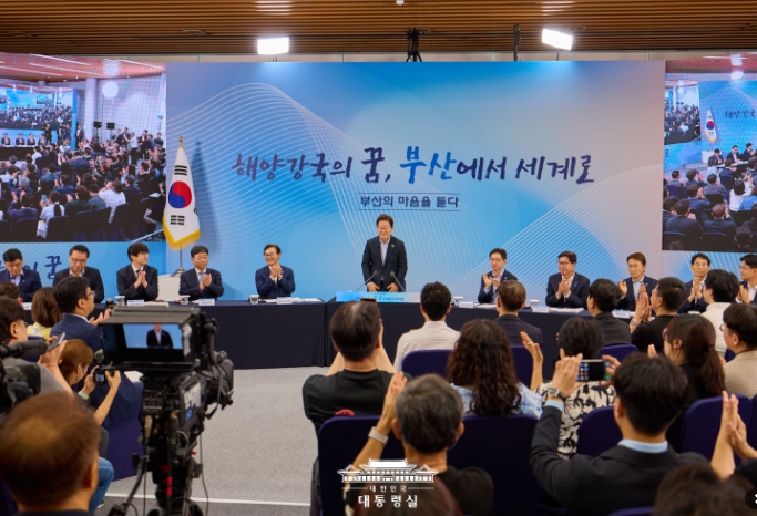 부산 방문 이재명 대통령 "해수부, 산하기관 등 신속 이전하도록 하겠다"