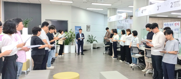 고창군, 매주 ‘친절한 민원처리 실천 운동’ 다짐행사 열어