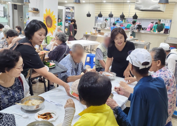 남양주시 별내동 새마을부녀회, ‘별내동 어르신께 따뜻한 한 끼’ 행사 진행