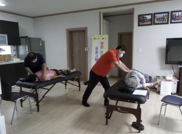 진천군, 찾아가는 어르신 무료진료 인기