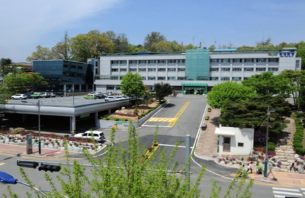 횡성군, 투명페트병 무인회수기 확대 설치·운영…  자원순환에 탄력