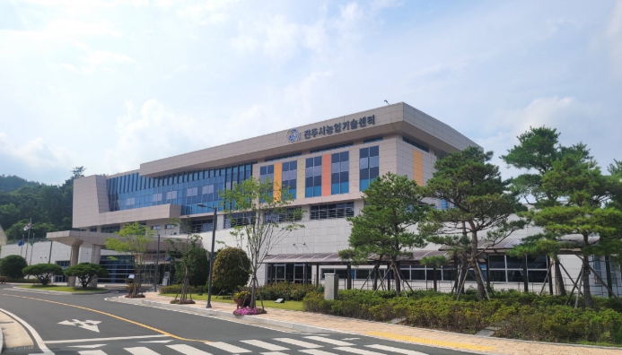 진주시, ‘여성농업인 바우처 카드’ 8일 1일부터 지급 시작