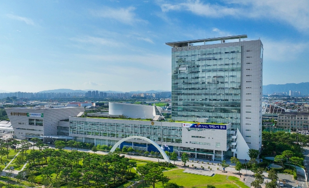 강기정 광주광역시장, 군공항 등 군사시설 이전 전방위 노력