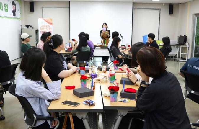 청년 자립·진로 설계 돕는다…정읍시, 청년도전지원사업 참여자 모집
