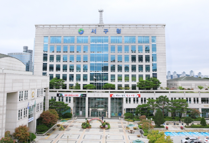 어르신 더위 조심하세요”… 대전 서구, AI 로봇이 전하는 무더위 안부