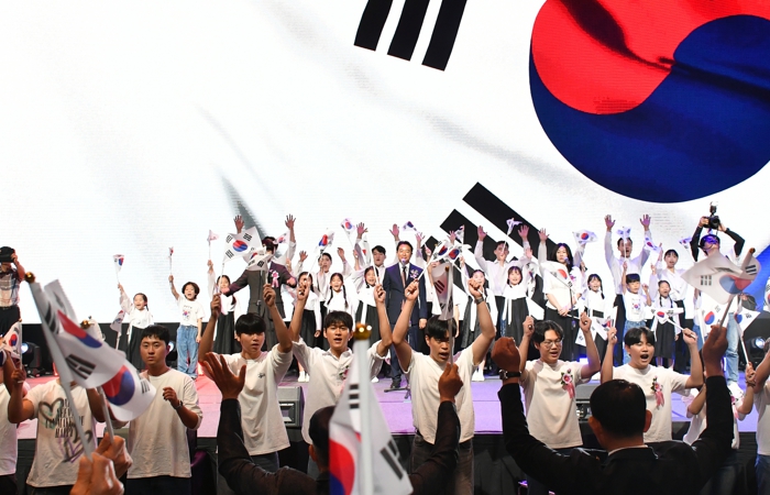 경남도의회, 제80주년 광복절 경축식서 희망의 함성 울리다