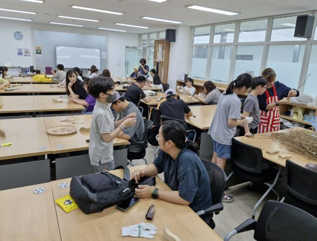 군포의왕교육지원청 '가족과 함께, 지역이 함께하는 군포 학생기획형 프로그램'