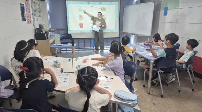 진주미래인재센터, ‘2025년 여름방학 영어캠프’ 인기리에 마무리