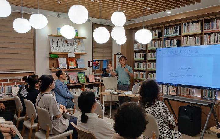 안성시 양성작은도서관, "음악이 흐르는 여름밤–뮤지컬편" 성황리 개최
