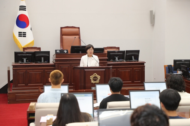 제주특별자치도의회, 청소년쉼터와 함께하는 청소년 모의의회 의정체험 개최