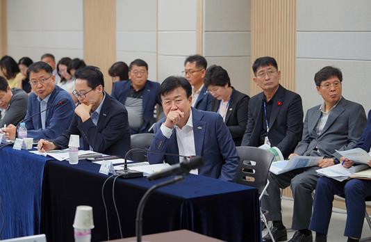정기명 여수시장, 2026여수세계섬박람회 D-1년 앞두고 준비상황 점검
