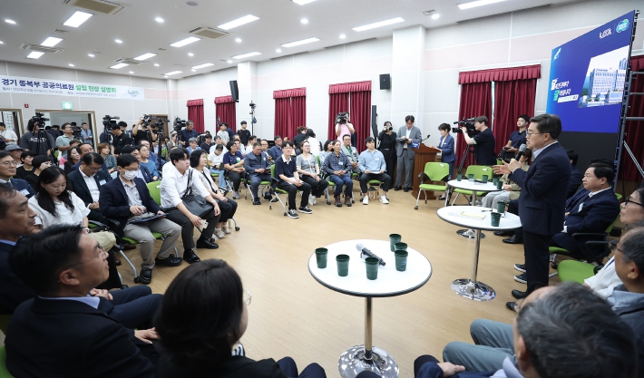 달달버스 타고 남양주 혁신형 공공의료원 부지 찾은 김동연 지사, “’30년 착공이 아니라 ’28년 착공 위해서 함께 힘 모아달라”