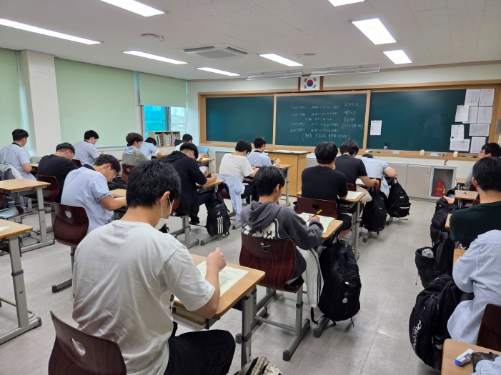 경북교육청 ‘대박 예감! 수능 마중물’경북 자체 제작 수능 모의평가 실시